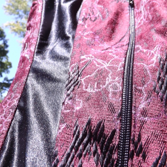 Black and Burgundy corset Tesa full front zipper - Picture 3 of 6